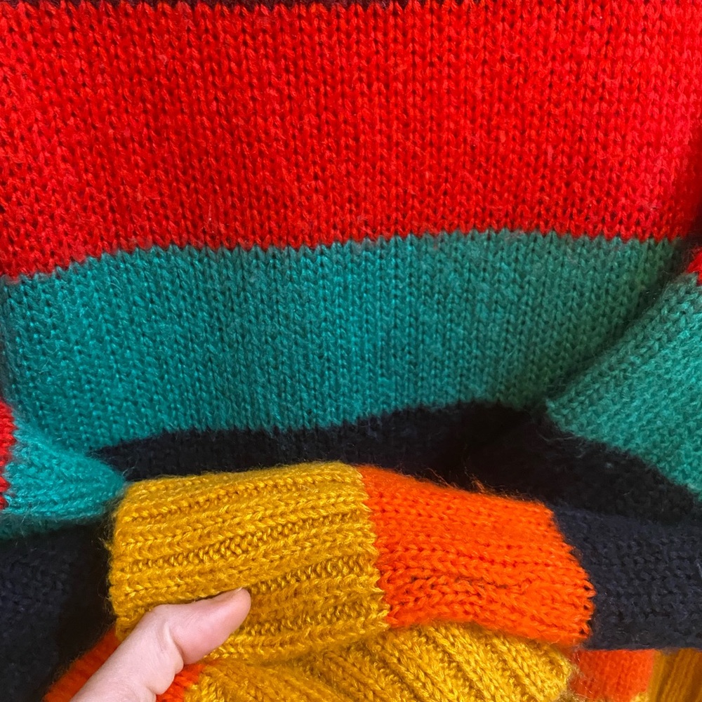 ❌SOLD ❌Urban Outfitters Rainbow Sweater - small - Picture 4 of 9